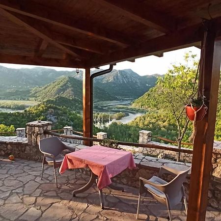 Village House - Novak Rijecani Rijeka Crnojevica Luaran gambar