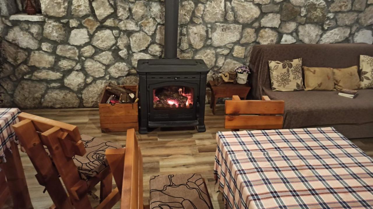 Village House - Novak Rijecani Rijeka Crnojevica Luaran gambar