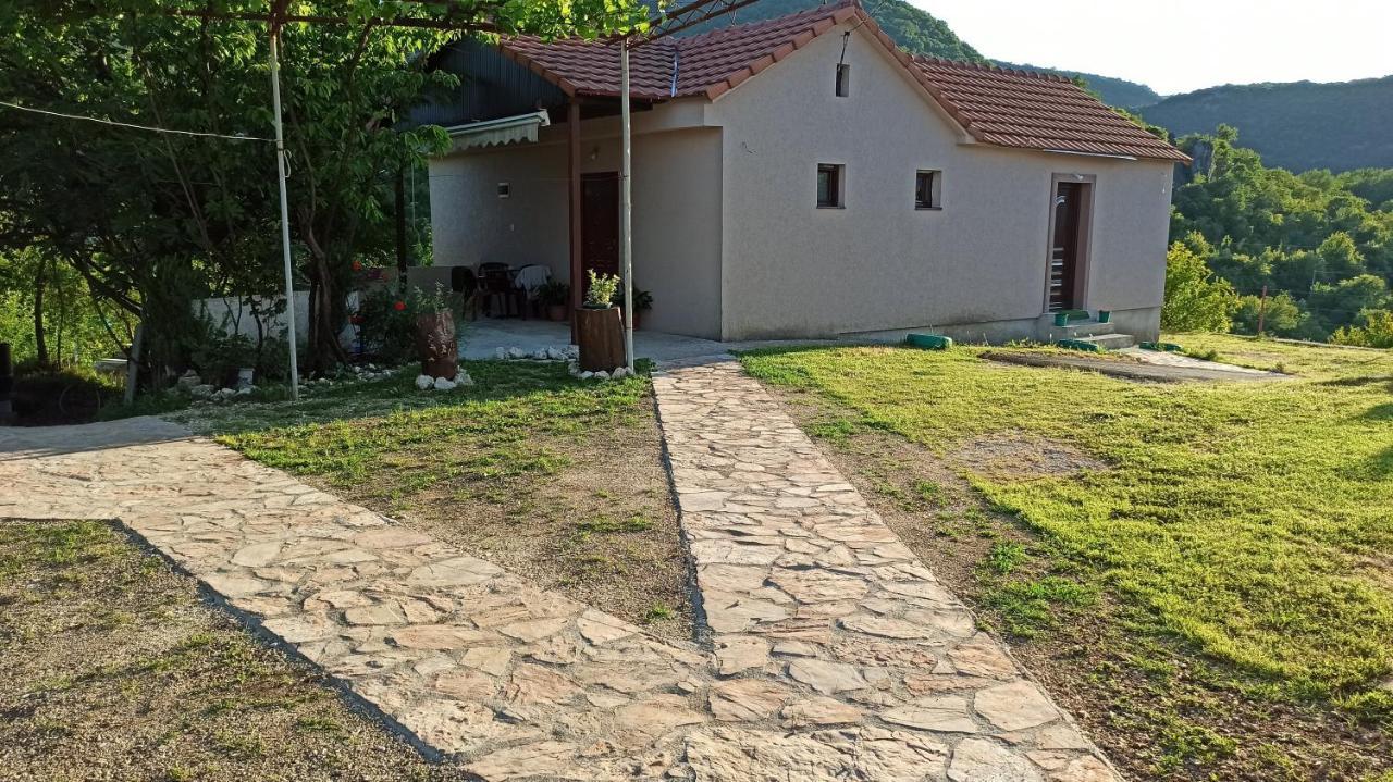 Village House - Novak Rijecani Rijeka Crnojevica Luaran gambar