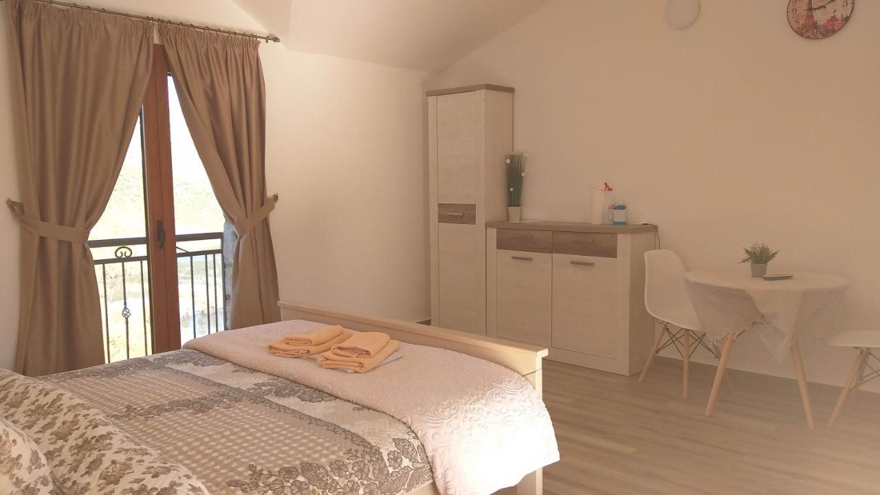 Village House - Novak Rijecani Rijeka Crnojevica Luaran gambar