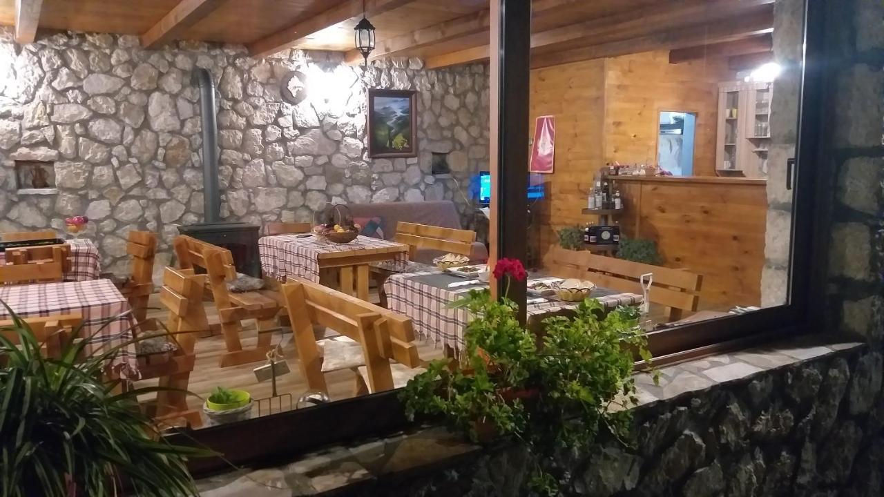 Village House - Novak Rijecani Rijeka Crnojevica Luaran gambar